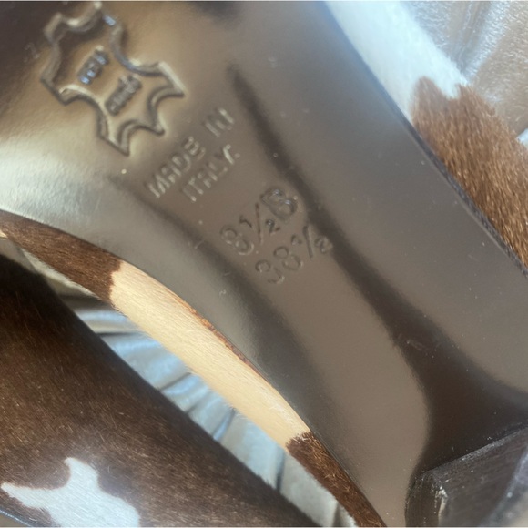 BCBGMaxAzria Super Trendy Cow print pumps size 8.5 - Picture 8 of 8